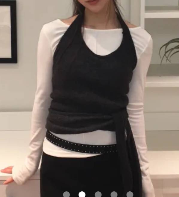 [잡담] 일케 얇은 티에 뷔스티에만 입고 바로 패딩 입기엔 너무 춥겠지? | 인스티즈