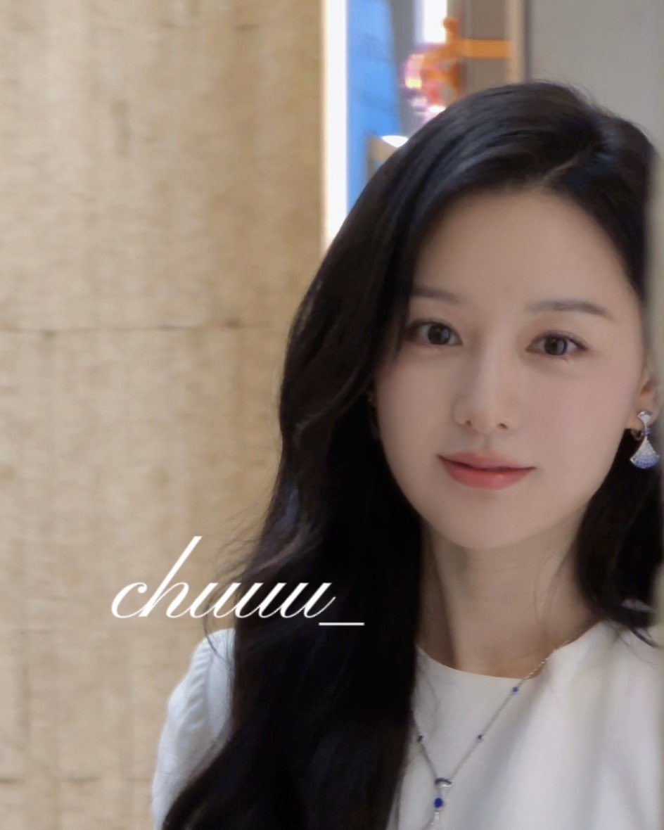 [잡담] 김지원) 김지원 실물 느낌 폰카짤 | 인스티즈