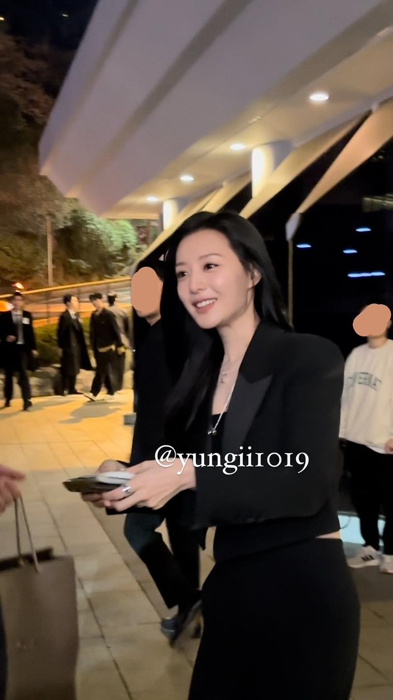 [잡담] 김지원) 김지원 실물 느낌 폰카짤 | 인스티즈