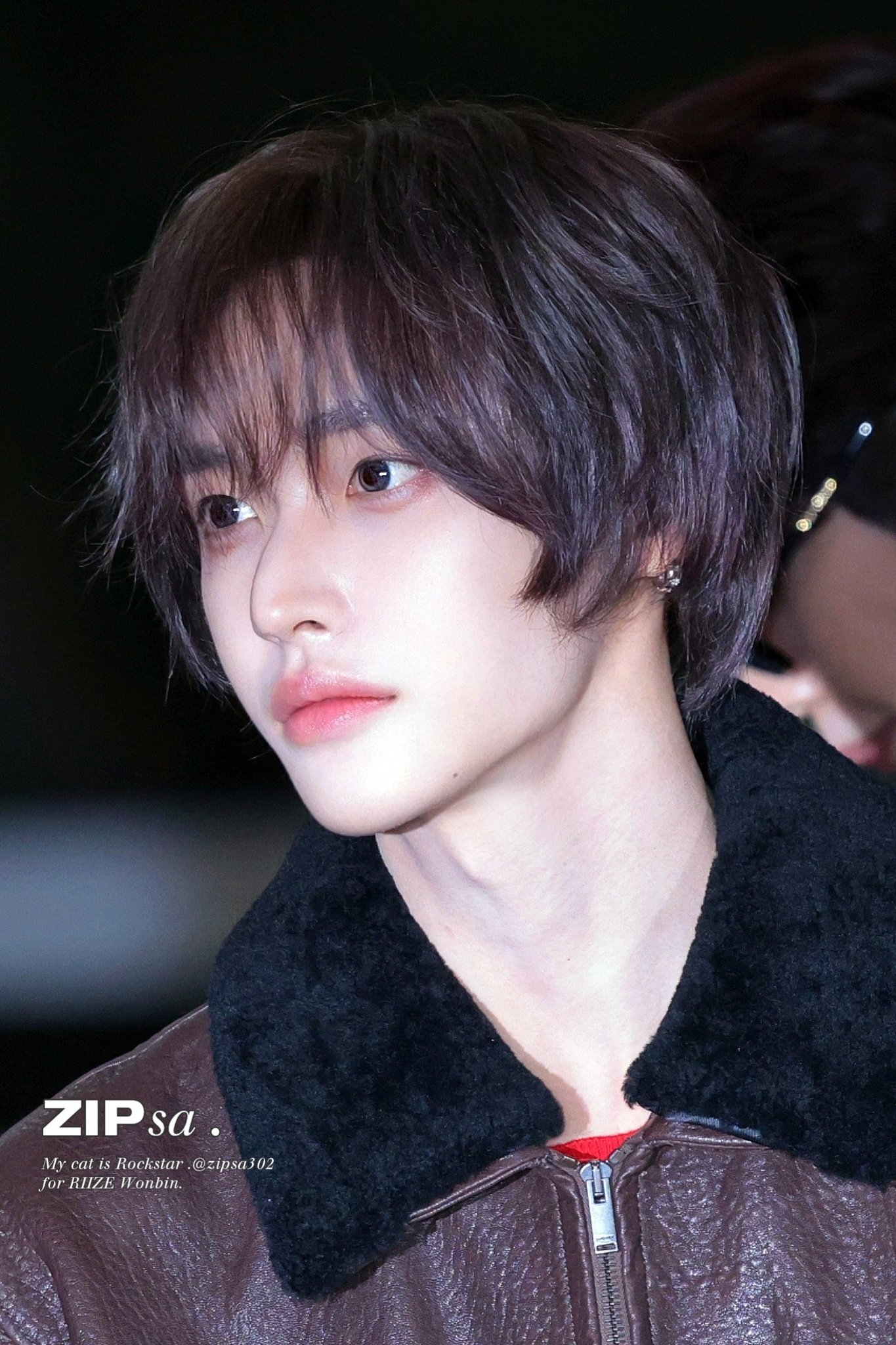 [잡담] 원빈이 머리색 애쉬+퍼플+브라운인가? | 인스티즈