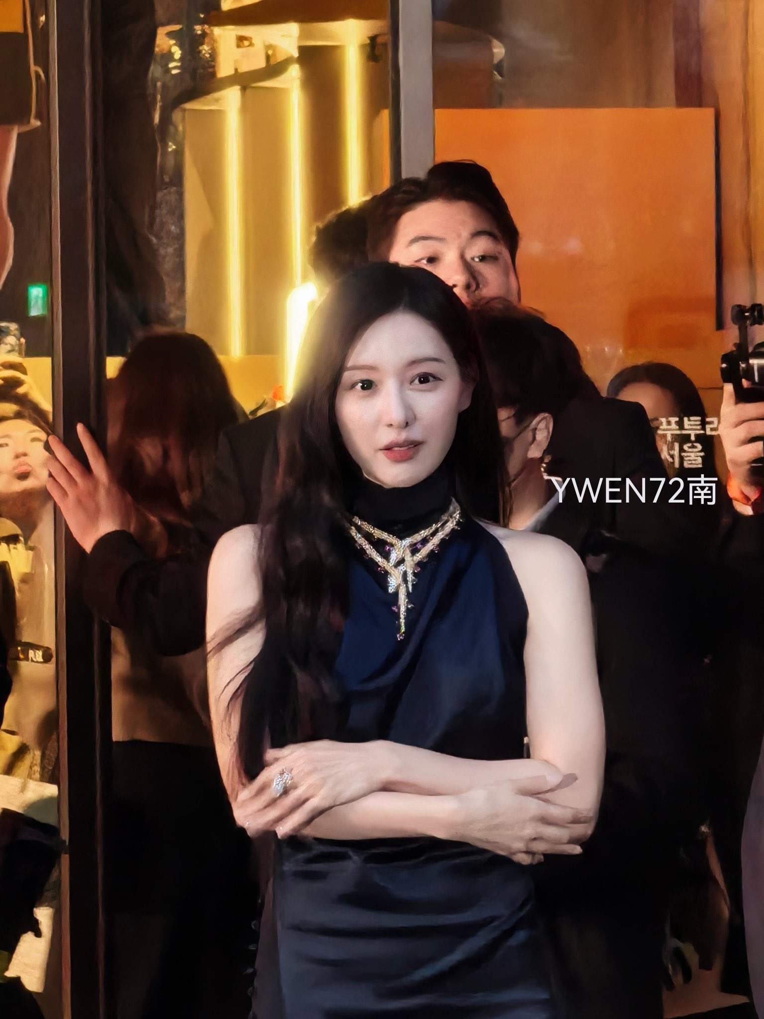 [잡담] 김지원) 김지원 실물 느낌 폰카짤 | 인스티즈