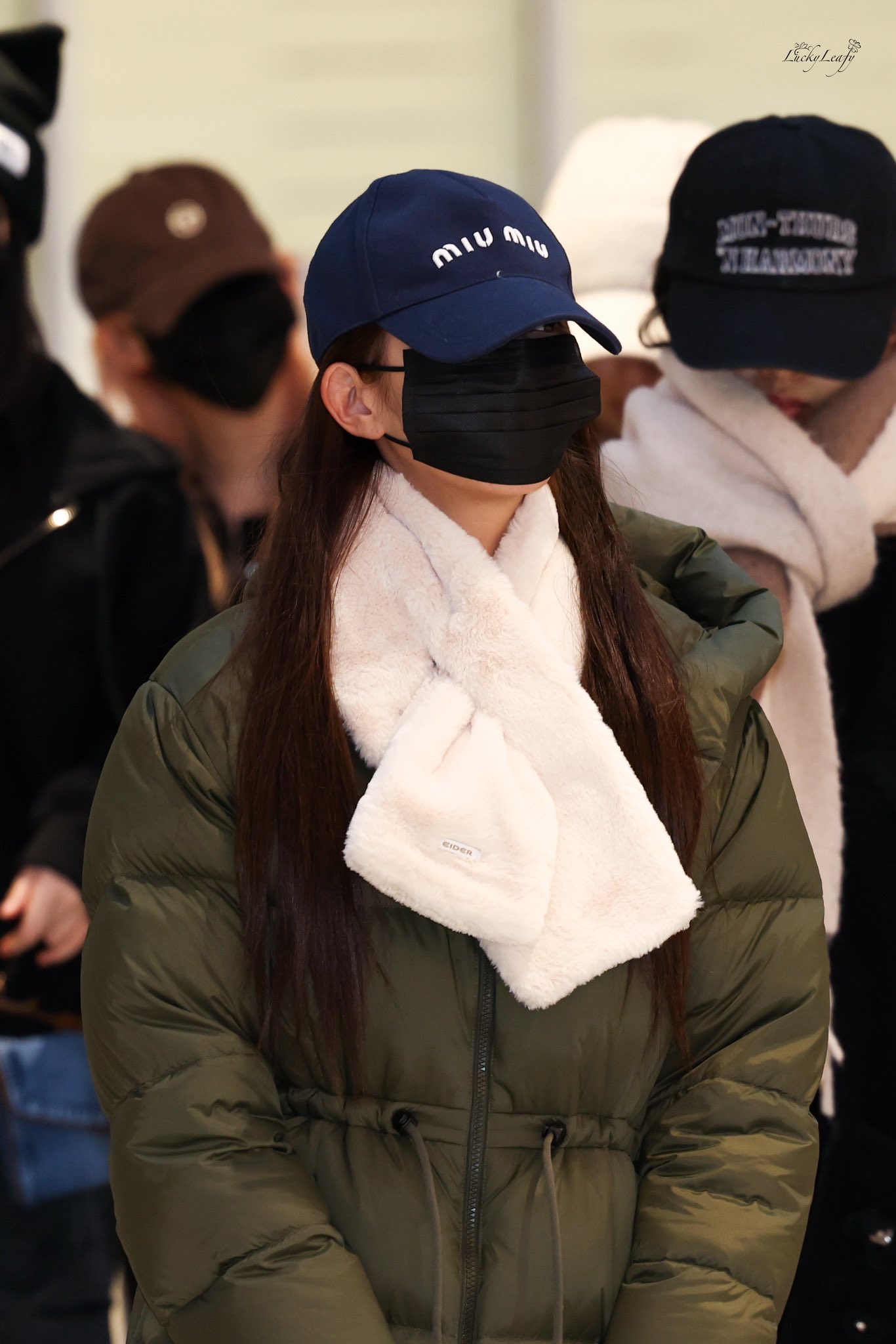 [잡담] 260104 장원영 공항 입국 고화질 | 인스티즈