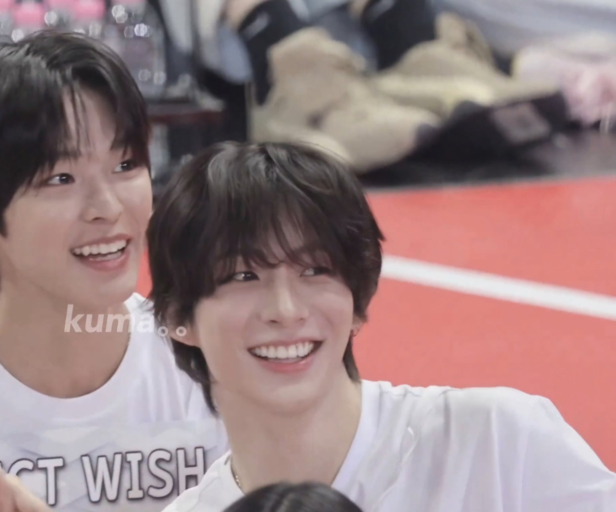 [잡담] 앤톤 활짝 웃는거 | 인스티즈