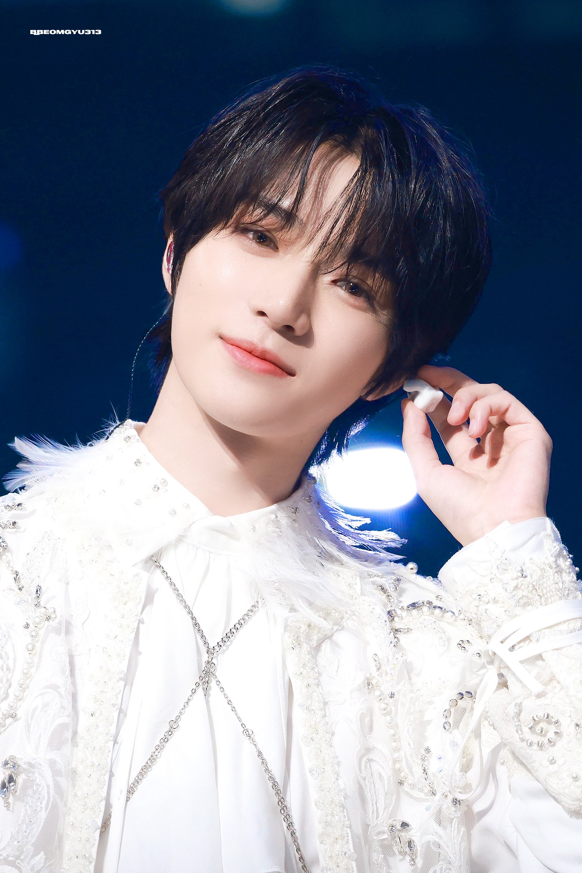 [잡담] 나는 시대를 타지 않는 고전 정석 미남이다 | 인스티즈