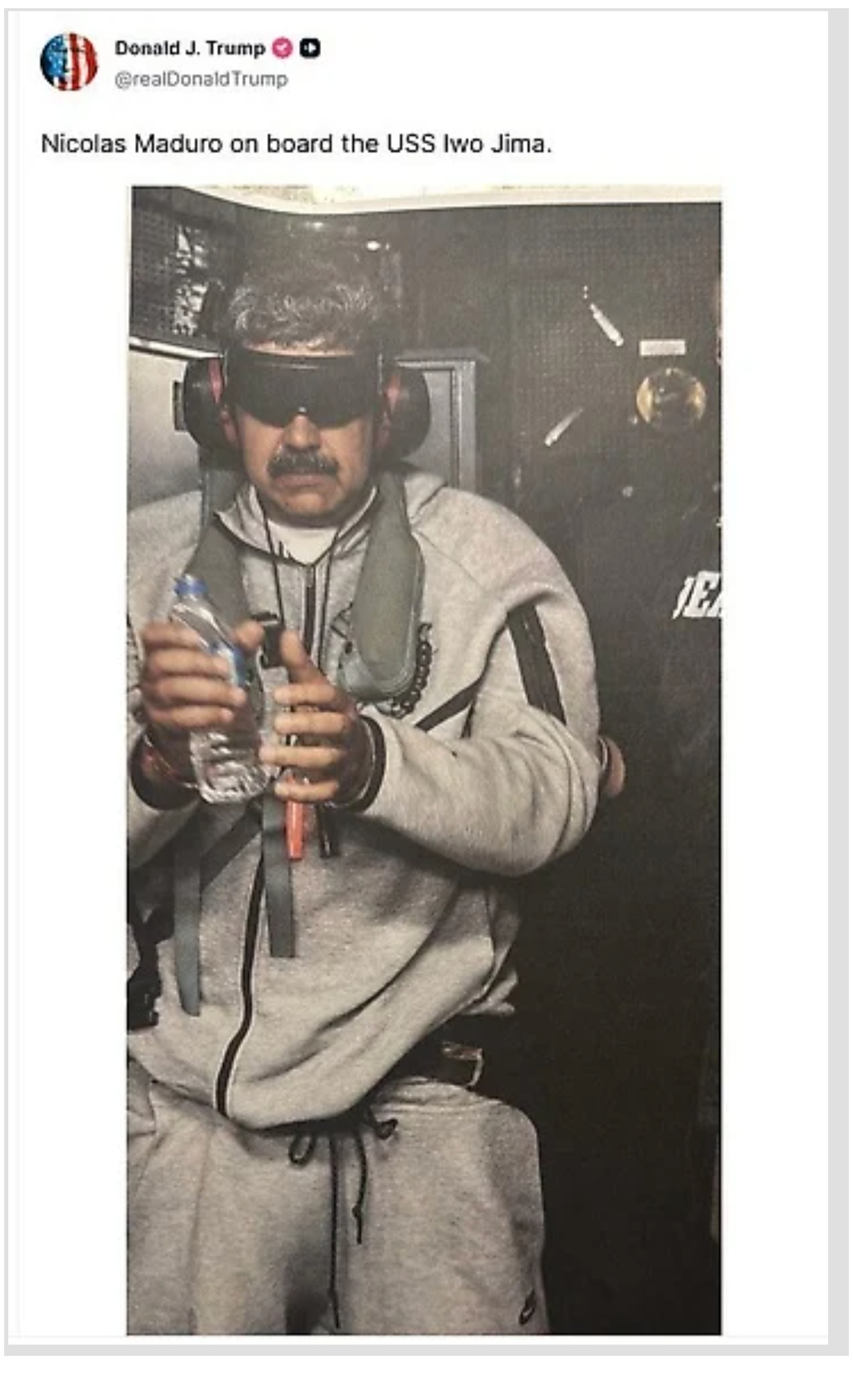 [잡담] 트럼프, 마두로 체포 후 첫 사진 공개(베네수엘라) | 인스티즈