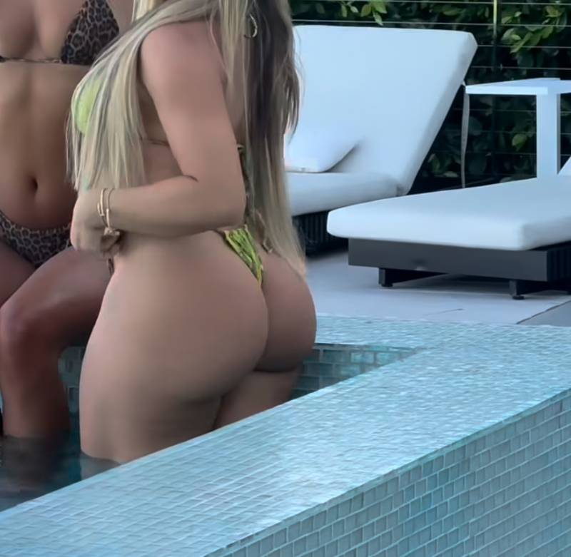 [잡담] 외국 인플루언선데 남자들 이런 몸매 좋아한다는거야?? | 인스티즈