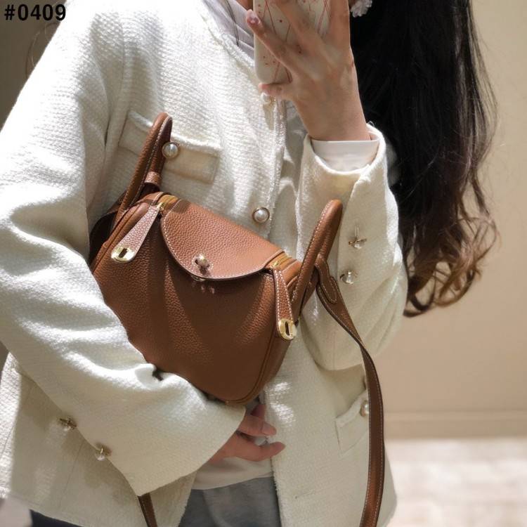 [잡담] 가방색 골라줄 사람!!..ෆ 112233 | 인스티즈