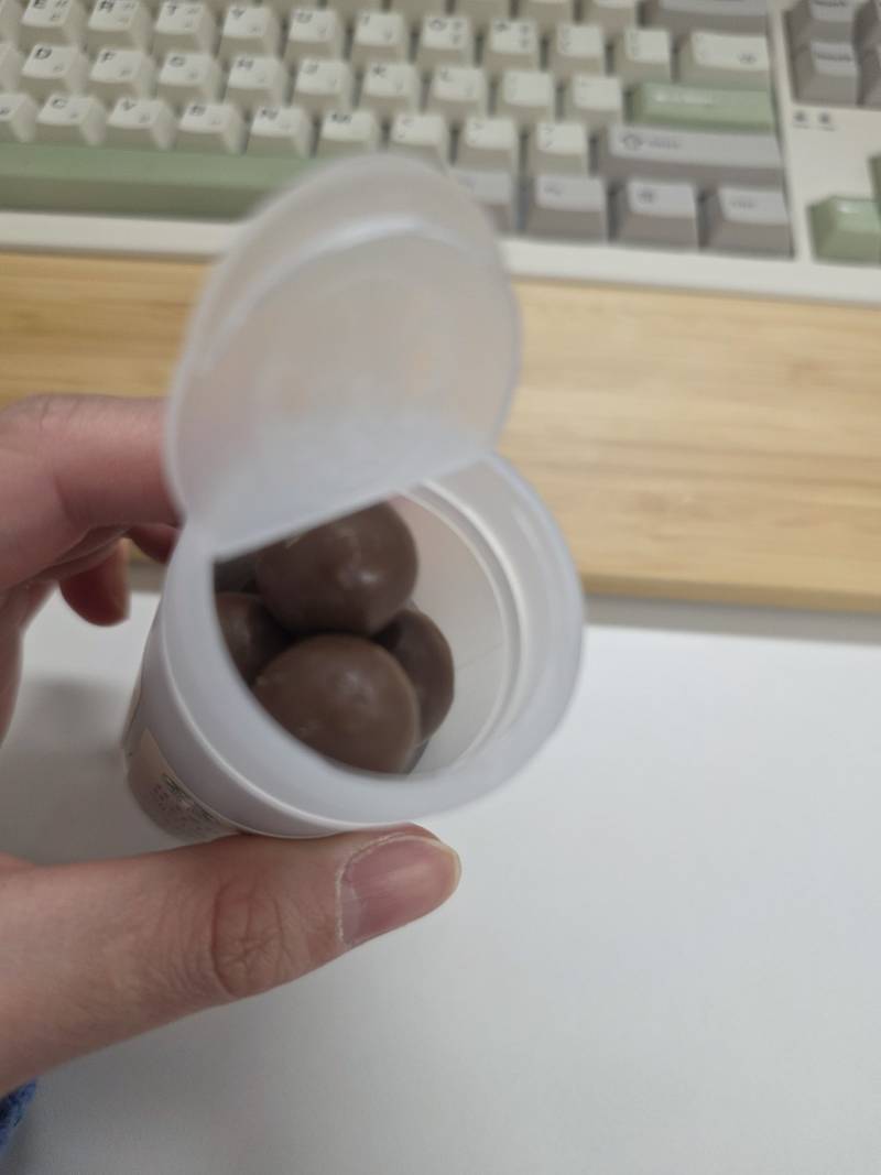 [잡담] 초콜릿 안 빠지는데 이거 어찌해야할까 | 인스티즈