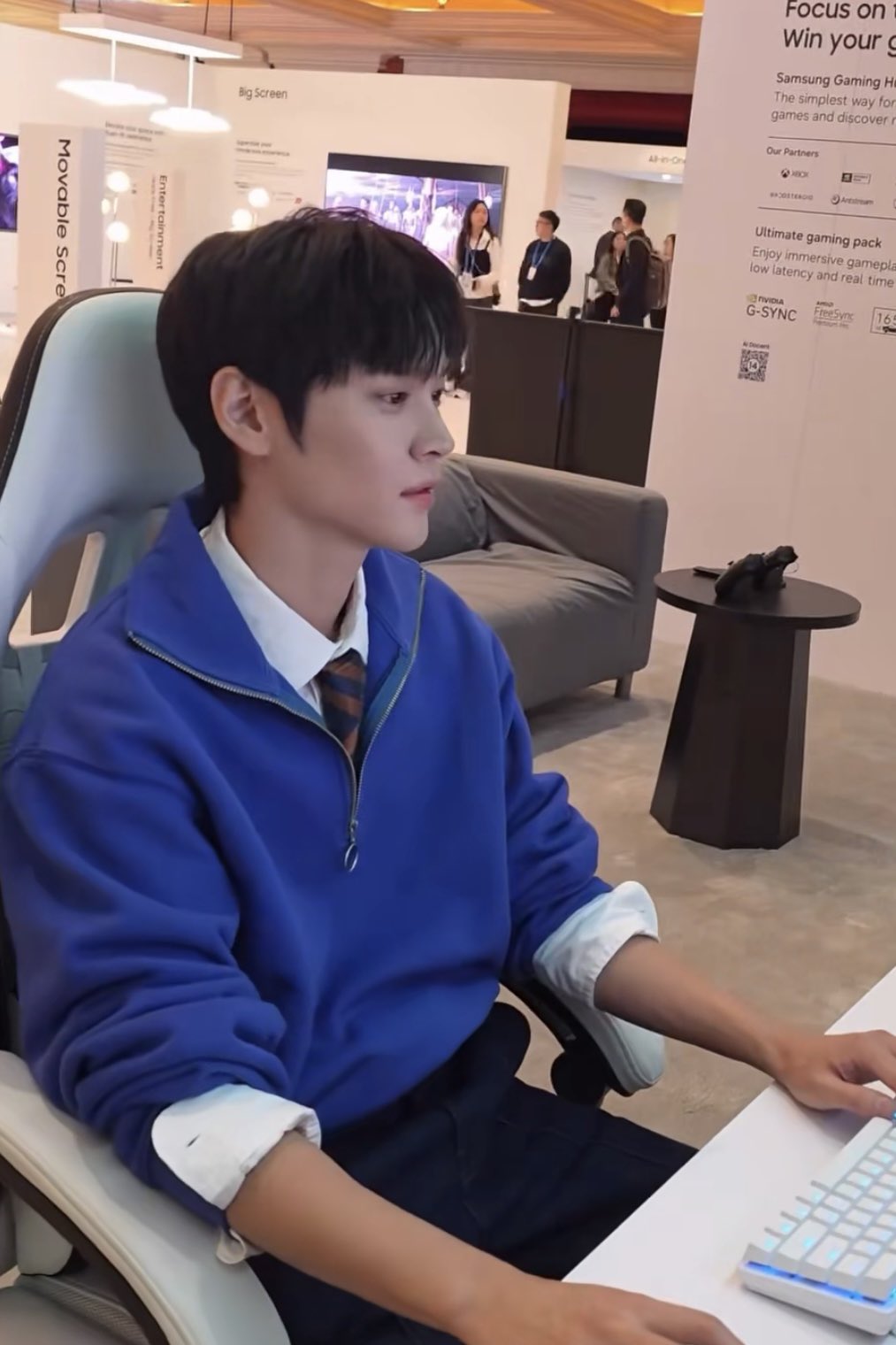 [잡담] 라이즈 은석 흑발하니까 걍 응 잘생길게 상태 | 인스티즈