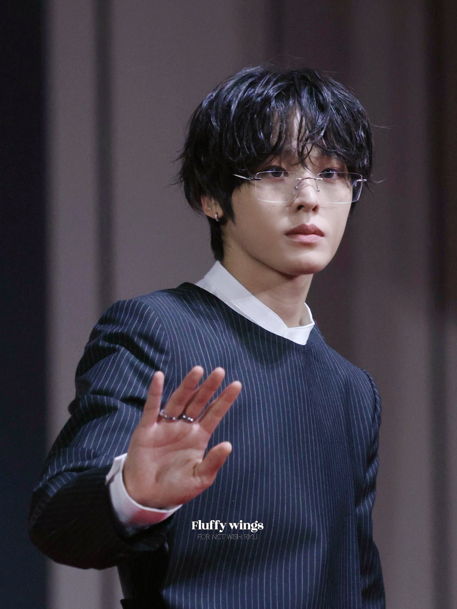 [잡담] 위시 리쿠 이목구비 뭔가 오묘하게 예쁨… | 인스티즈