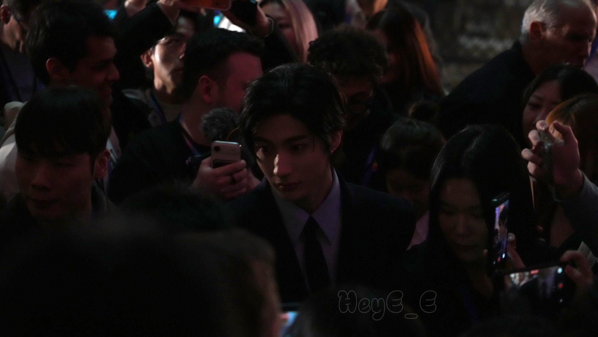 [잡담] 앤톤 분명 애기였는데 | 인스티즈