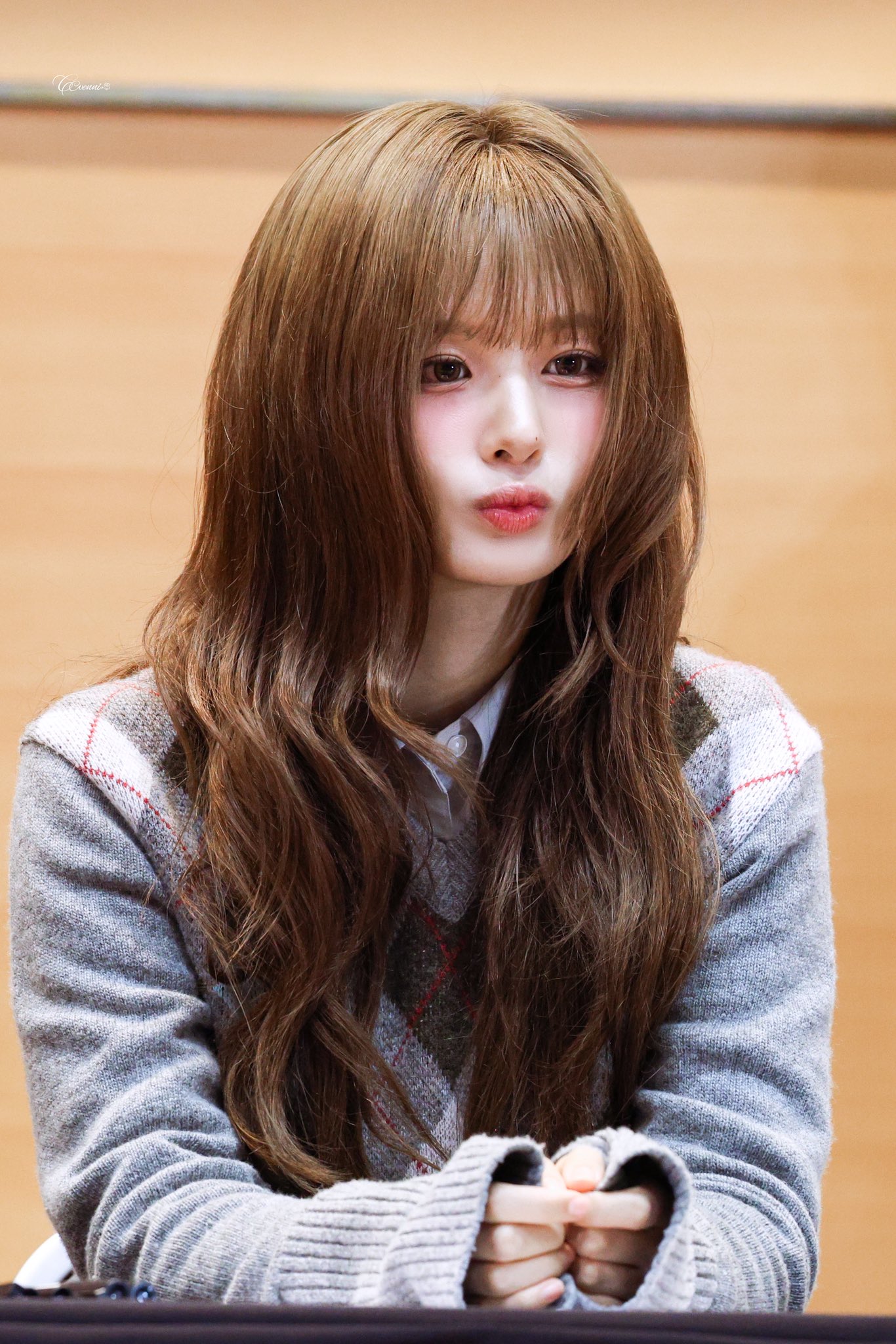 [잡담] 설윤 앞머리 있vs없 | 인스티즈