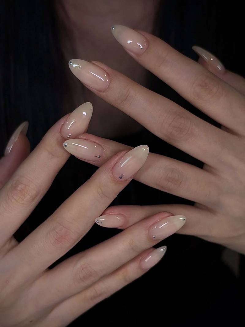 [잡담] 일요일에 네일 하는데에엒!! 디자인 골라줘 >__< | 인스티즈