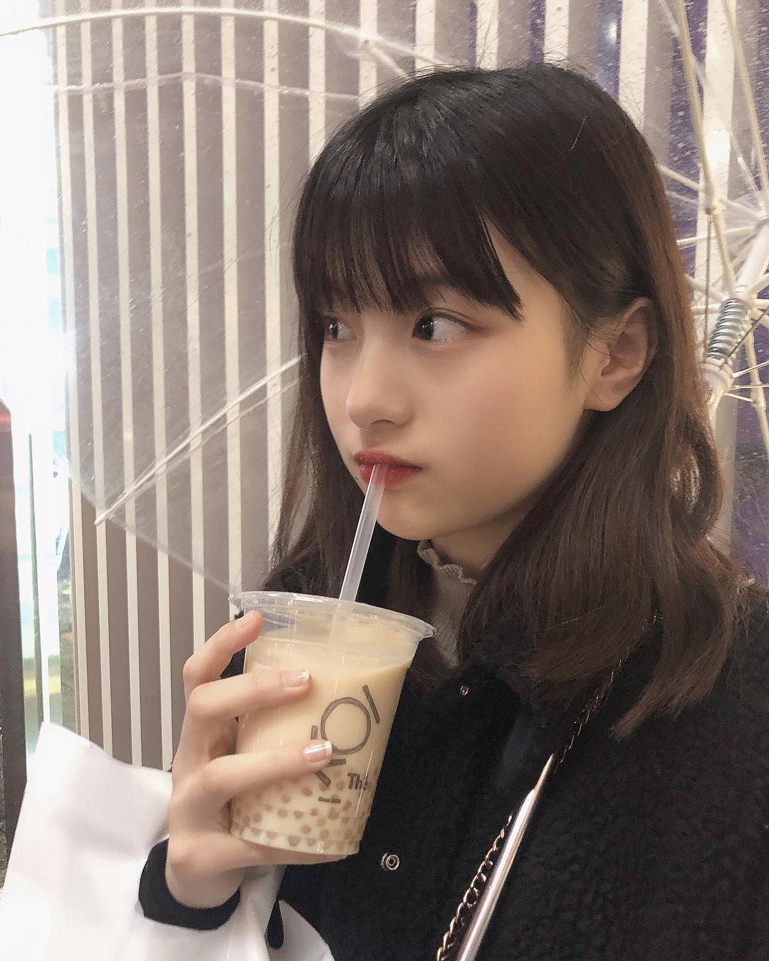 [잡담] 이분 귀엽게 예쁘시지않아? | 인스티즈