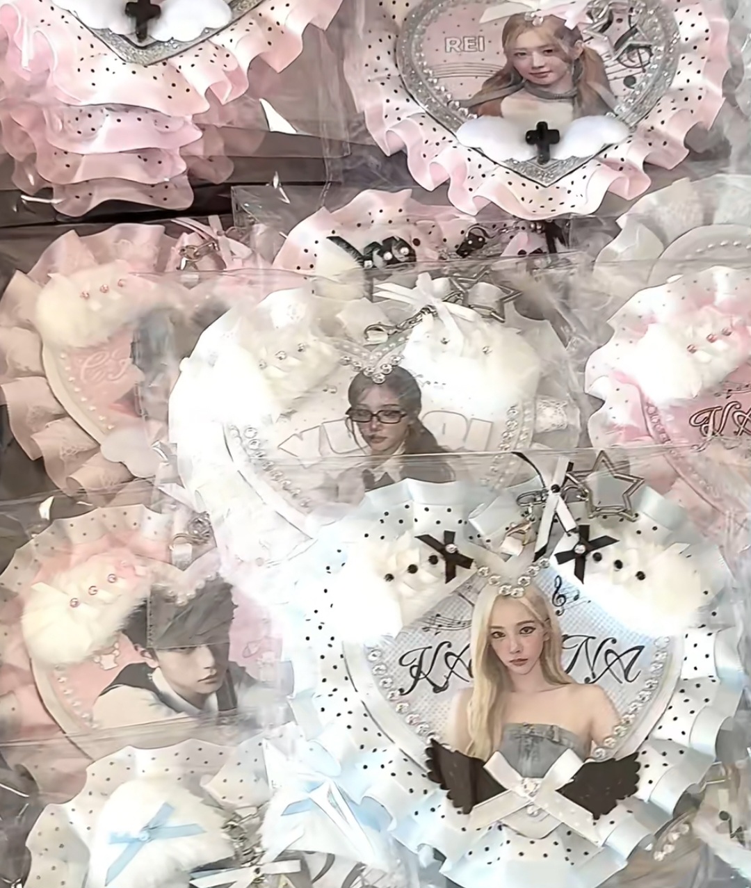 [잡담] 이런 네임보드 느낌 키링 어떻게 만드는지 아는 익? | 인스티즈