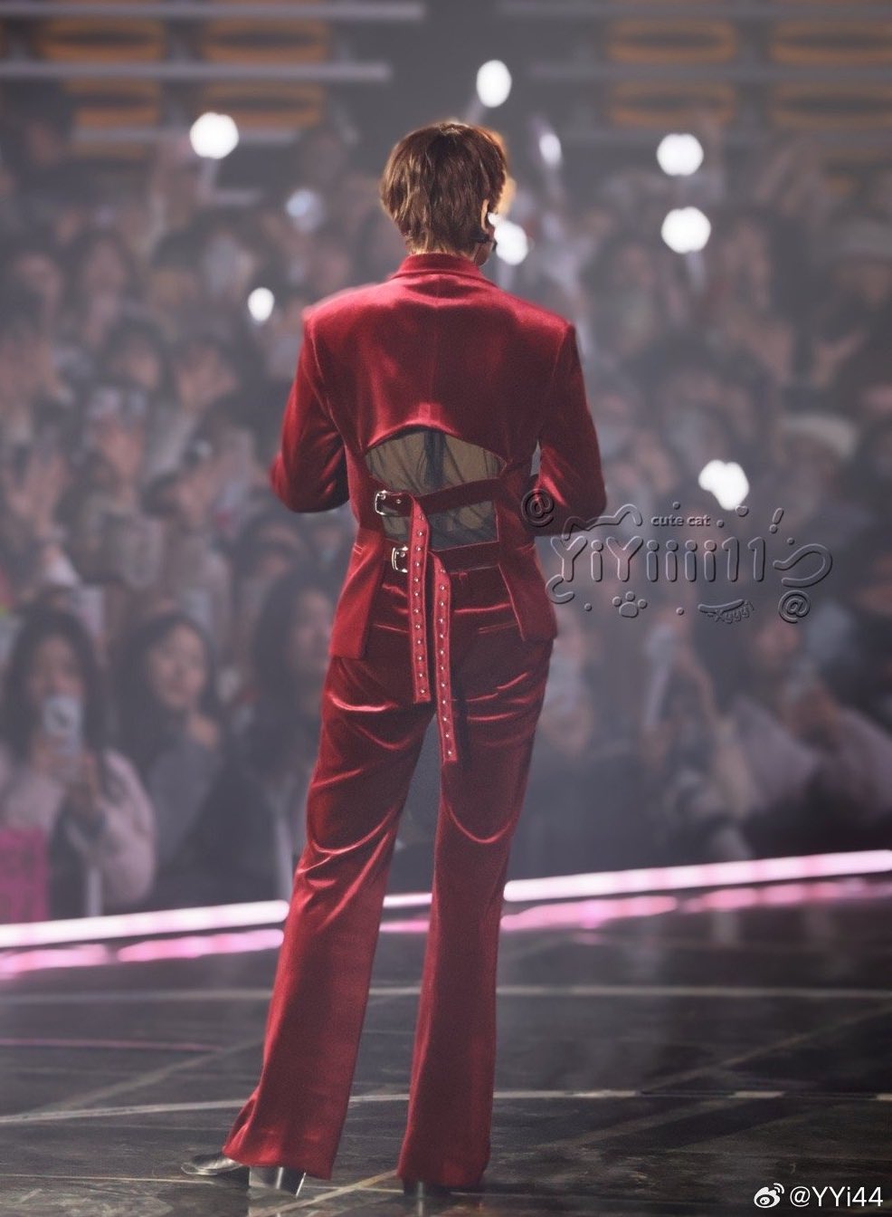 [잡담] 백현 골반 라인 | 인스티즈