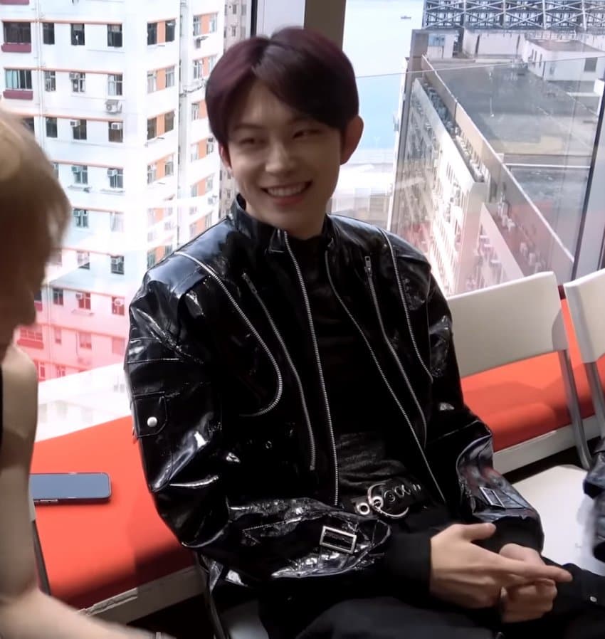 [잡담] 김건우 그냥 헤메 좀 별로다 싶으면 박박씻고 그대로 나오길 | 인스티즈