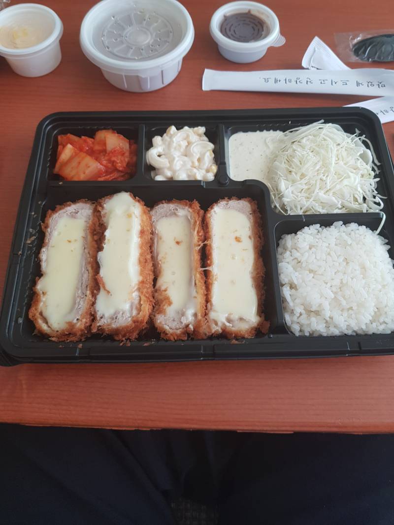 [잡담] 오늘 먹은 돈까스 | 인스티즈