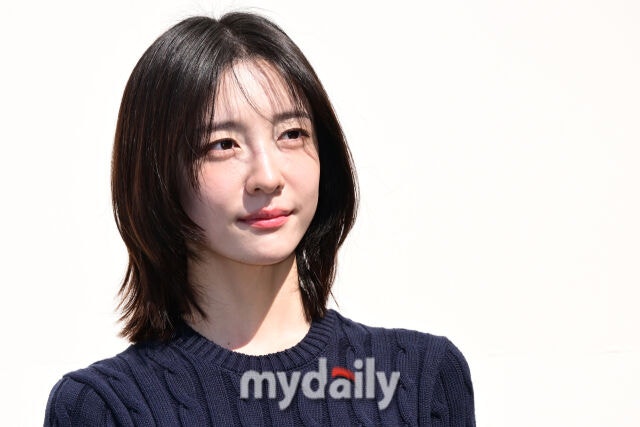 [정보/소식] [단독] 박지현, 송중기와 '러브 클라우드' 주인공 | 인스티즈