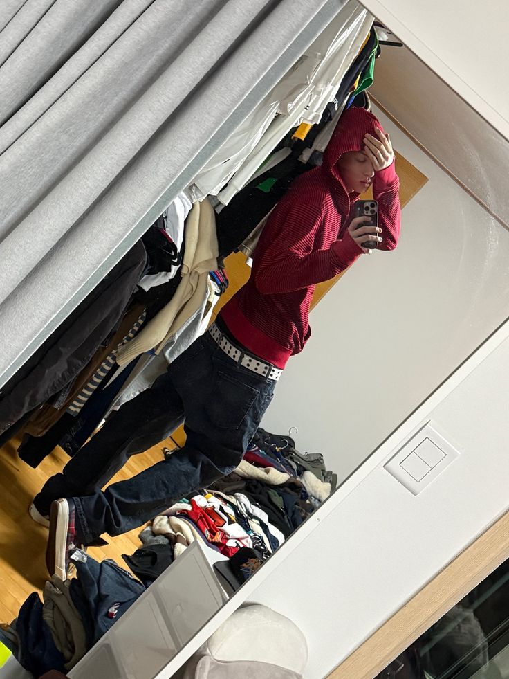 [잡담] ㅋㄹㅌㅅ ㅈㅎ ㅁㅌ이 즐겨입는 옷 스타일을 뭐라하지?? | 인스티즈