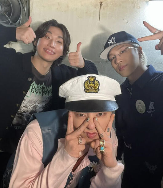 [정보/소식] 빅뱅·엑소·BTS 완전체 온다..2026년 K팝 '왕의 귀환' 예고 [Oh!쎈 펀치] | 인스티즈