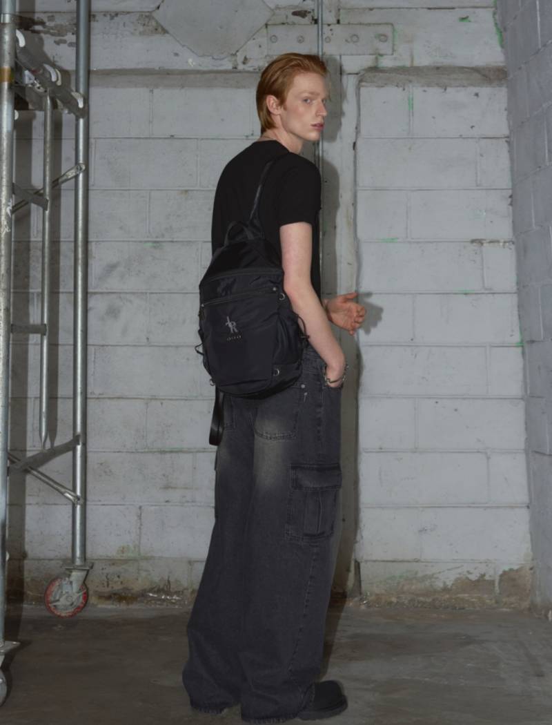 레더리 액티브 캐리 블랙 백팩 | 인스티즈