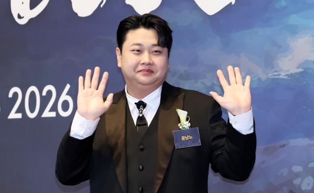 [잡담] [단독] '흑백요리사' 윤남노, 방송인 본격 행보… 티엔엔터 行 | 인스티즈