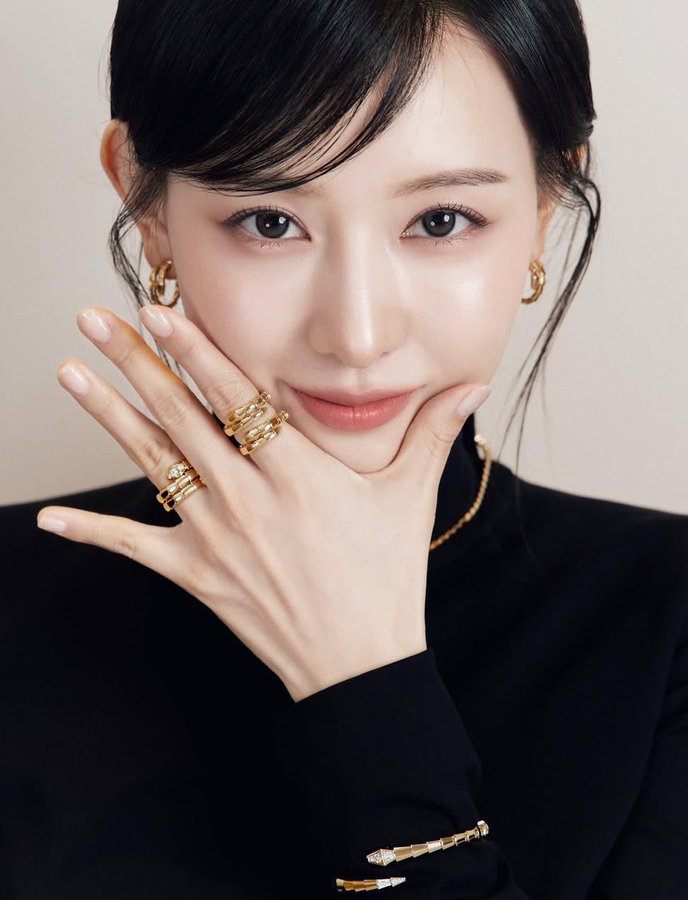 [잡담] 아니 주얼리 개화려한데 얼굴에 눈이 가네 | 인스티즈