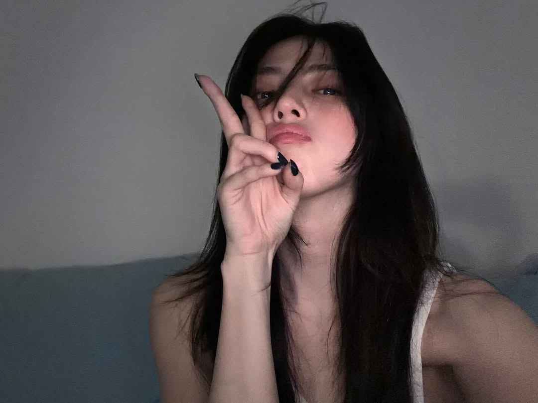 [잡담] 한소희 인스타 감성 왤케 좋지 | 인스티즈