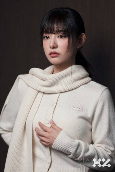 배우 김지원 듀베티카 광고 촬영 현장 비하인드 사진들.jpg | 인스티즈