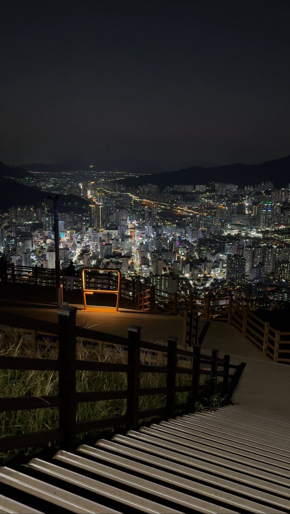 [잡담] 여기 한국이야? 나 왜 모름 | 인스티즈