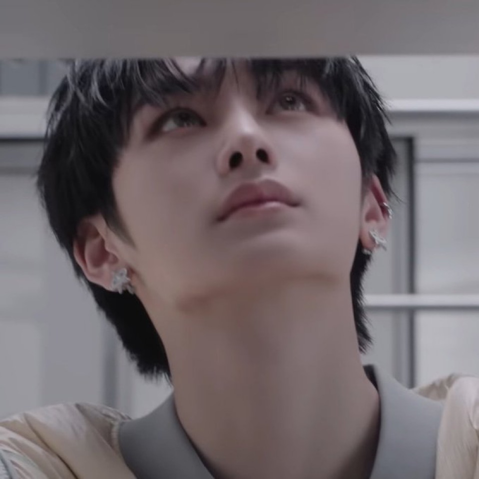 [잡담] 아니 조우안신 진짜 이거 닮지 않았어? | 인스티즈