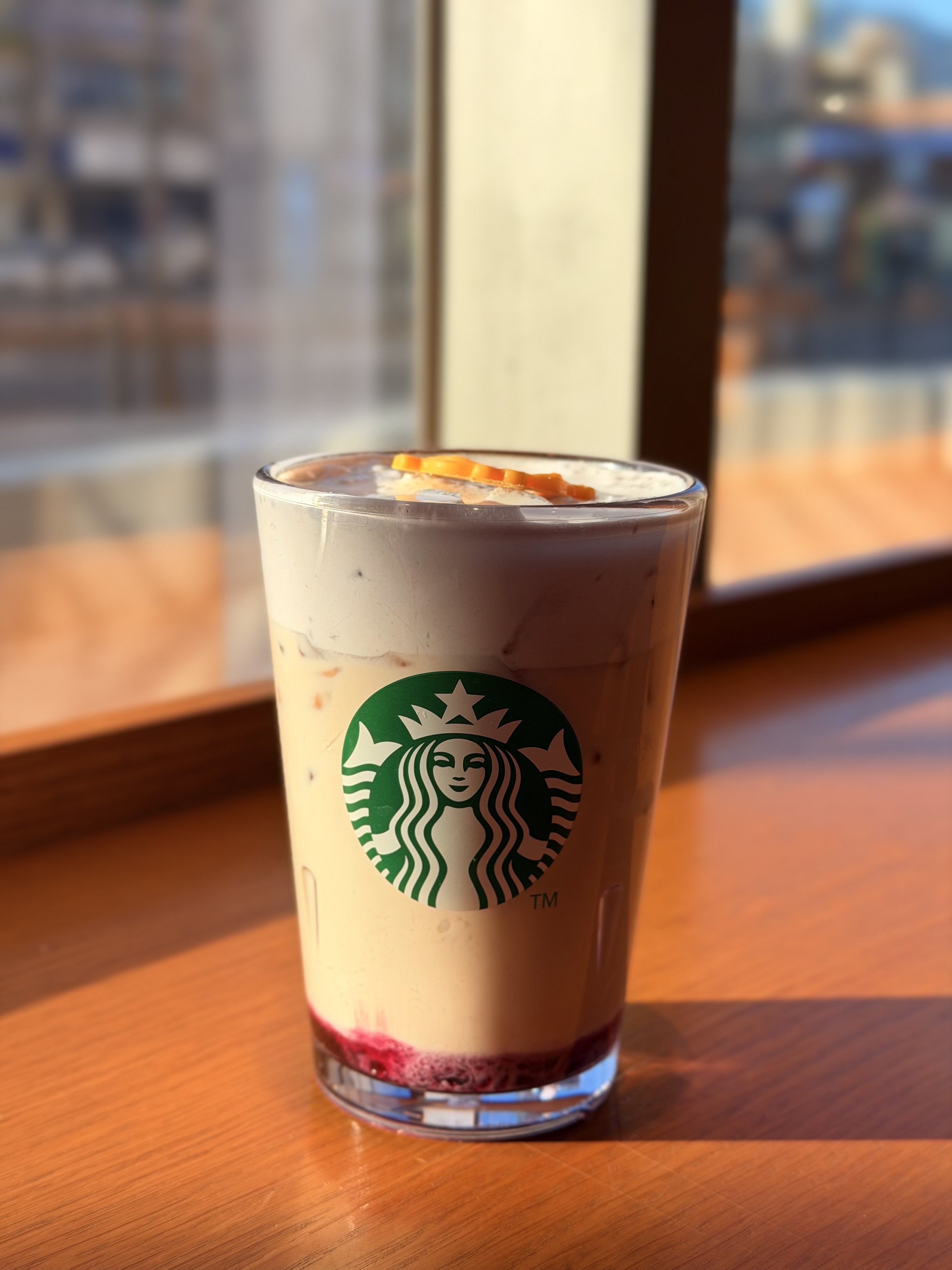 [잡담] 이번 아이폰 색감이 확실히 예전 감성인듯 | 인스티즈