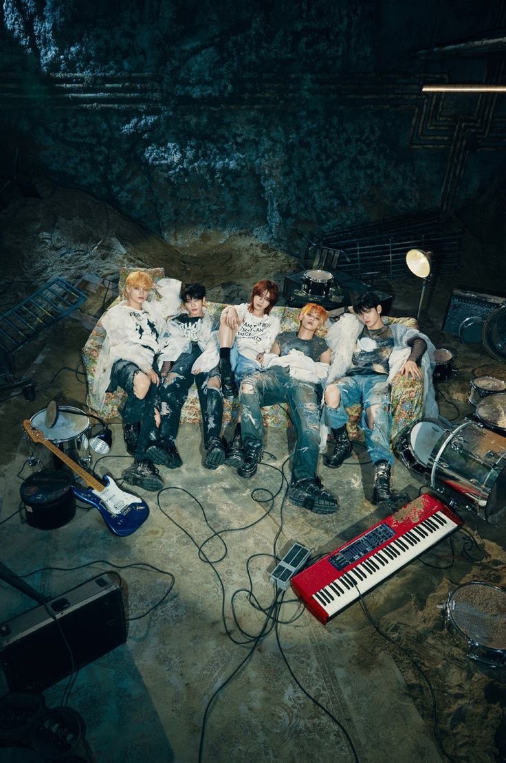 [잡담] 투바투는 진짜 락 깔이 너무 잘어울림... 밴드 이런 거 | 인스티즈