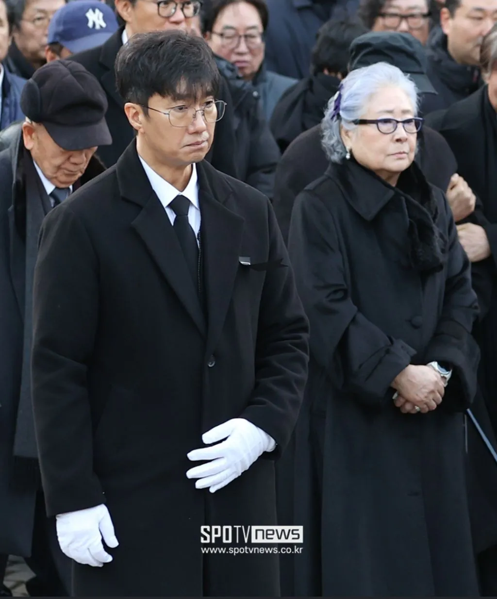 [정보/소식] 수많은 배우들이 참석한 국민배우 故안성기의 마지막... | 인스티즈