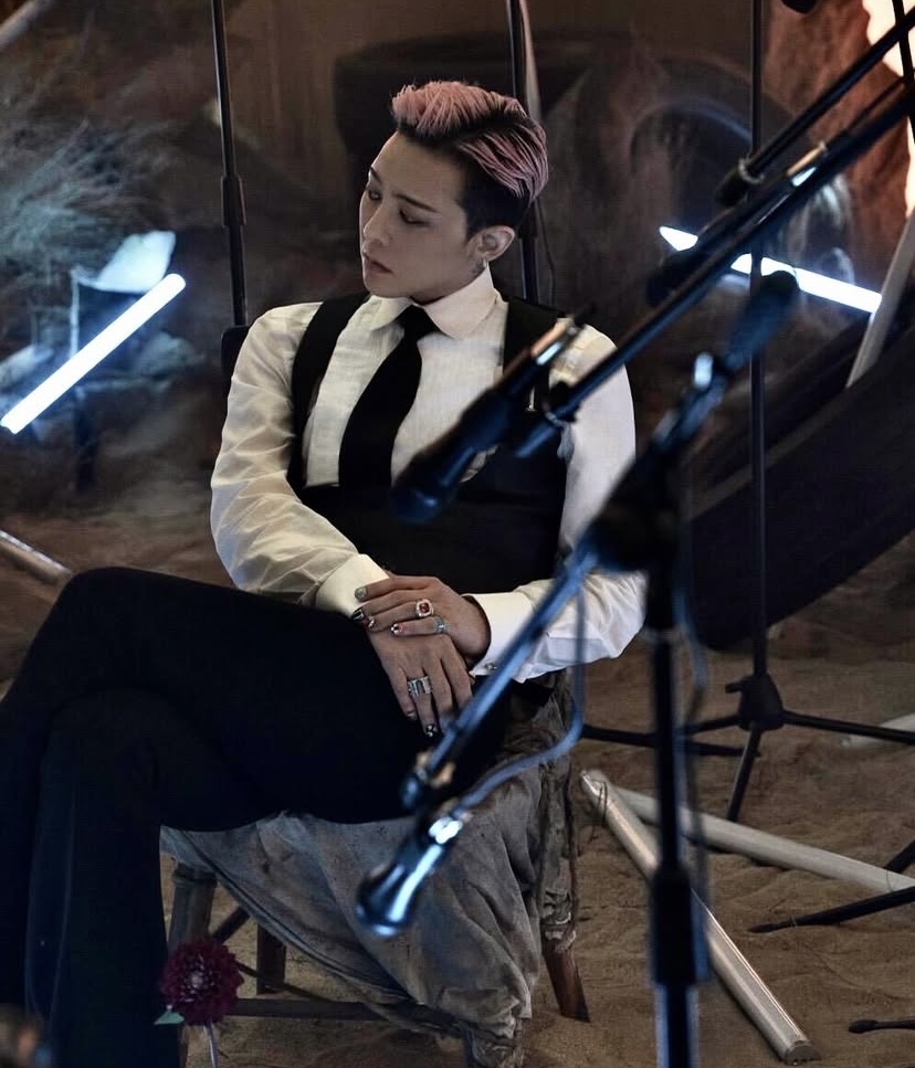 [잡담] 지디님 사진 이거 언제임?? | 인스티즈