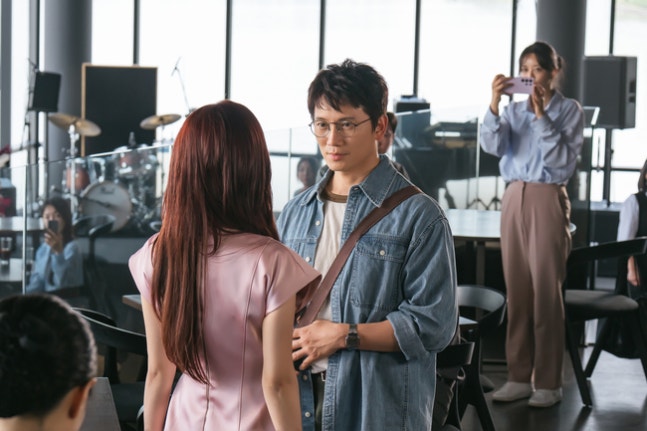 [정보/소식] 판사이한영) '개천 용' 지성, 대형 로펌 딸 오세영에 따귀 맞았다 (판사 이한영) | 인스티즈