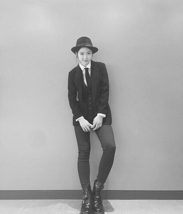 인공지능한테 밀당 당하는 오마이걸 멤버 | 인스티즈