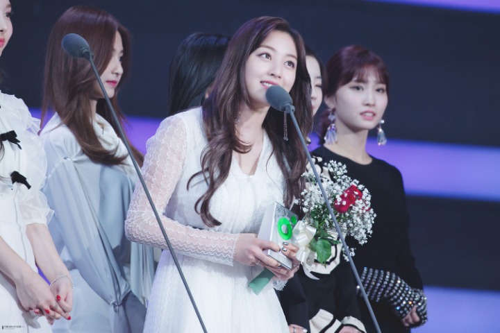 트와이스 지효는 예쁘지효 | 인스티즈