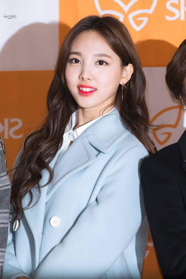 팀내 최연장자이자 서열 최하위인 두 걸그룹 멤버 | 인스티즈