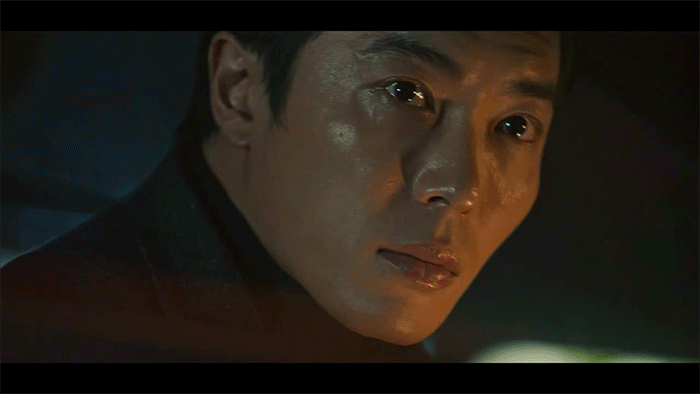 역대급 등장씬으로 반응 폭발했던 작품 속 남배우들ㄷㄷㄷ.gif | 인스티즈