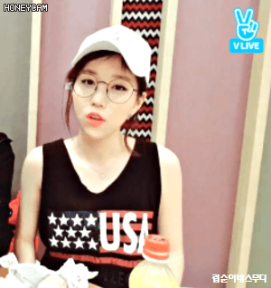 안경 쓴 러블리즈 멤버들 사진모음.jpgif | 인스티즈