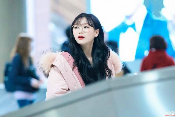 안경 쓴 러블리즈 멤버들 사진모음.jpgif | 인스티즈