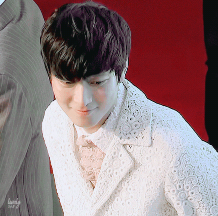 강동원이 연예인으로 김남길이 경호원으로 거기에 김소연과 조진웅도 나오는 캐스팅 불가능의 가상 드라마 시나리오.txt | 인스티즈