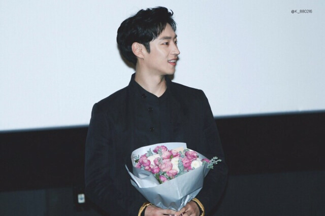 취향 갈리는 남자 콧대 111 둥근코(곡선) vs 222 쭉뻗은코 (직선) | 인스티즈