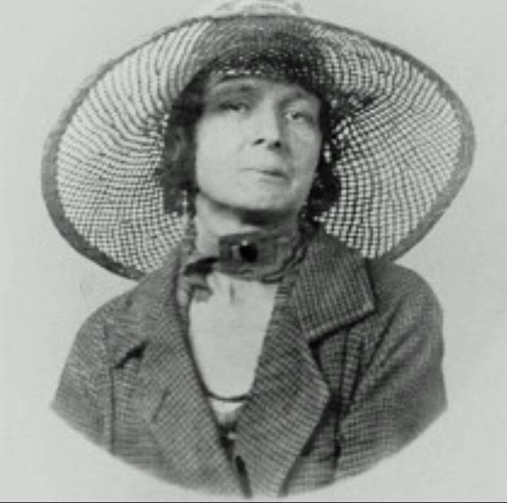 여자 위인이 없는건 여자가 일을 못해서 그런거 아닌가.. | 인스티즈