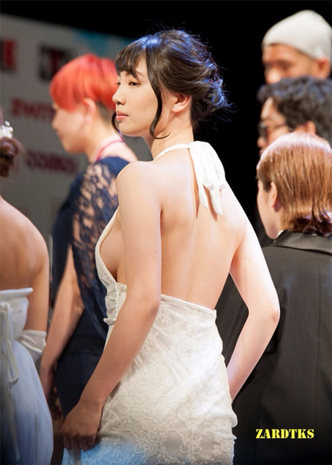 AV 배우 스즈키 코하루의 몸매 관리와 마음가짐 | 인스티즈