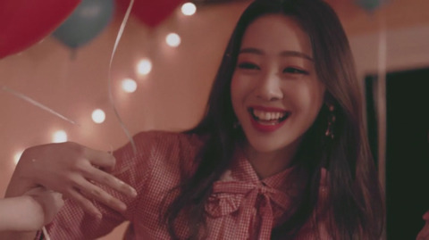 사랑노래에서 대놓고 나 언니 좋아!! 하는 뮤비 | 인스티즈