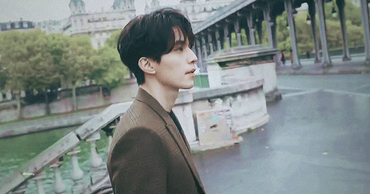 파리까지 일하러간 저승사자 이동욱.gif | 인스티즈