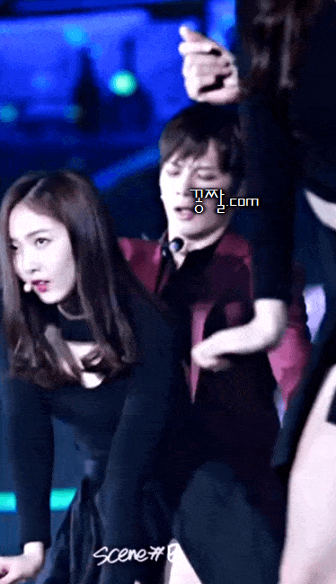 신비에게 이런 모습이... | 인스티즈